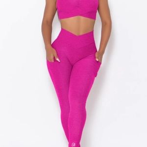 Like new Bombshell Sportswear contour leggings pink size M